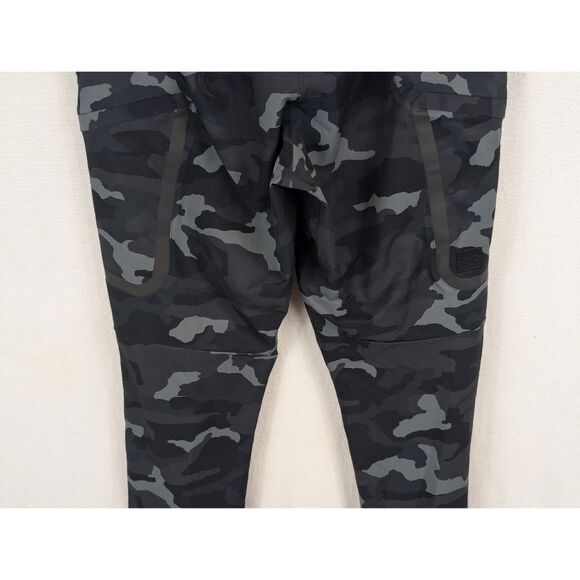 Under Armour Fitted Camouflage Cargo Joggers HeatGear Men's Sze Large - Picture 8 of 11